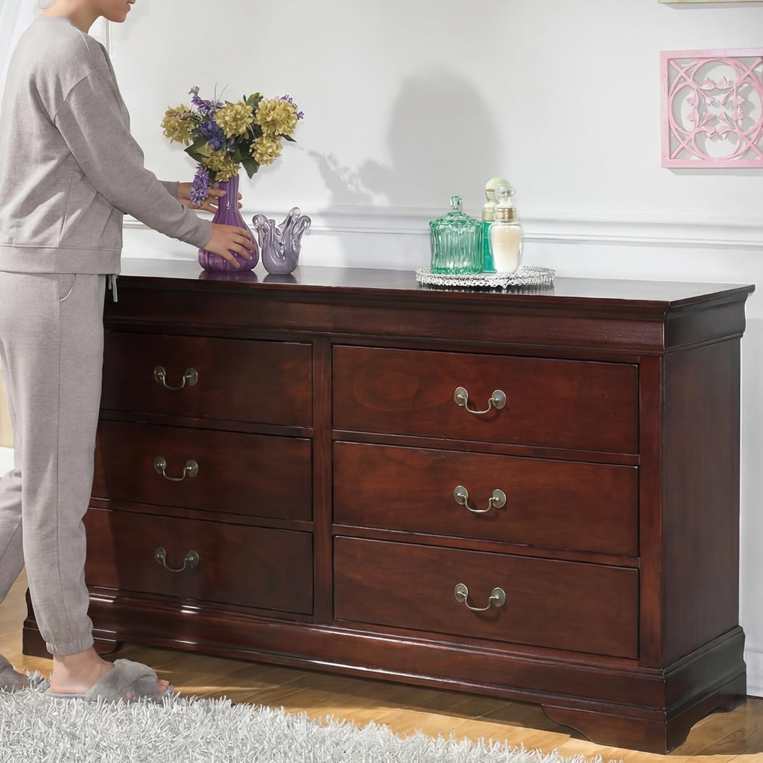 Signature Design by Ashley Alisdair Traditional 6 Drawer Dresser, Dark Brown