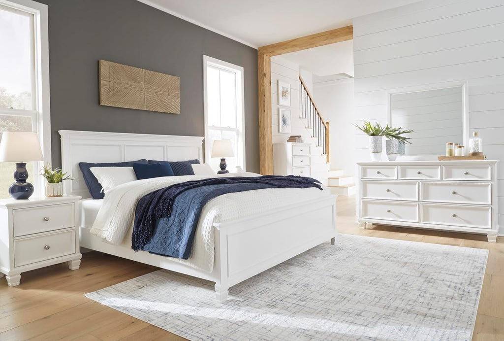 Signature Design by Ashley Fortman Casual 5 Drawer Chest for Bedroom, White