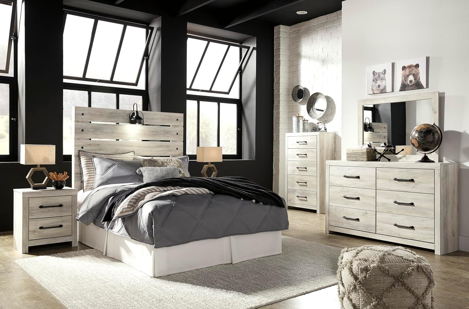 Signature Design by Ashley Cambeck Vintage Casual Chest With 5 Smooth-Gliding Drawers, Meets ASTM International Safety Standards, Whitewash Finish, 31.73' W